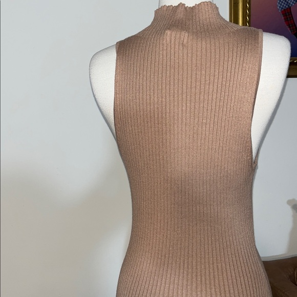 Song Of Style - Picture 5 of 8